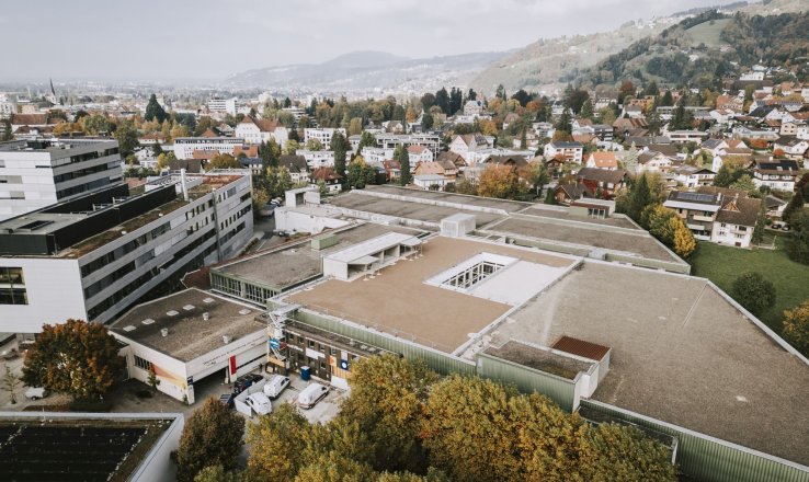 Begrüntes Dach aus Vogelperspektive
